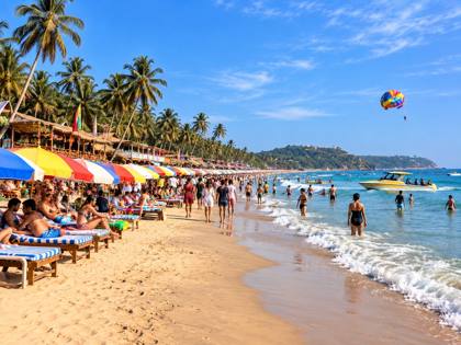 Busy beach in the day
